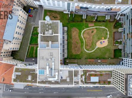 Prodej kanceláře, 471 m²