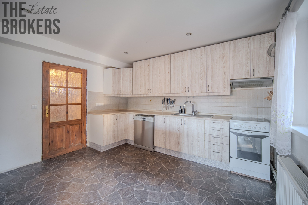 Prodej vícegeneračního domu, 466 m2, Hamr na Jezeře