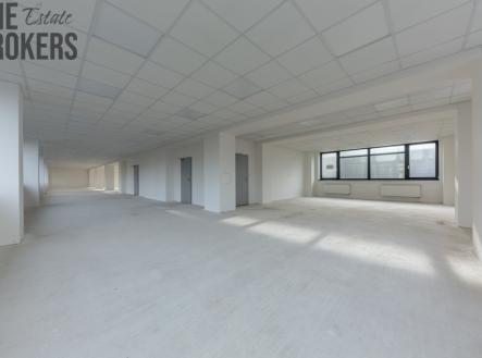 Pronájem kanceláře, 375 m²