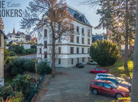 Pronájem kanceláře, 230 m²