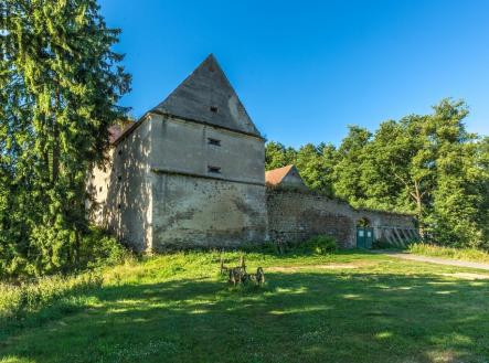 Prodej historického objektu, 7 927 m²