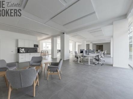 Pronájem kanceláře, 263 m²