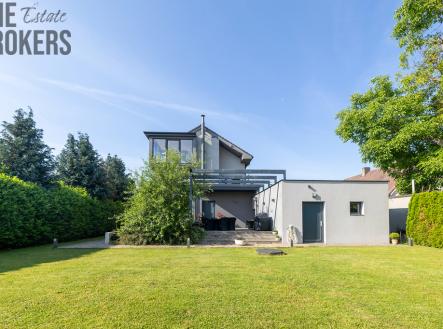 Pronájem domu/vily, 300 m²