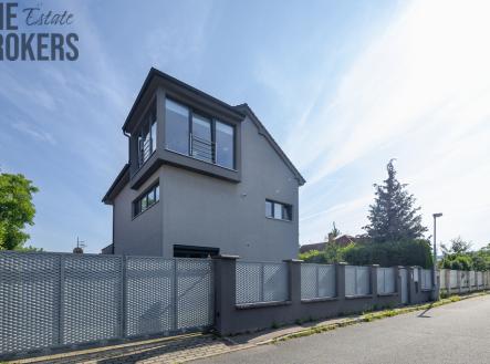 Pronájem domu/vily, 300 m²