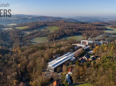 Pronájem skladu, 2 500 m²