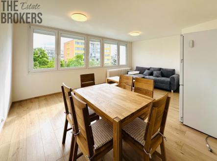 Pronájem bytu, 3+kk, 74 m²