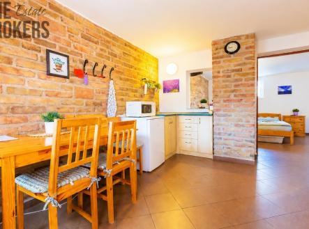 Prodej hotel, 157 m²