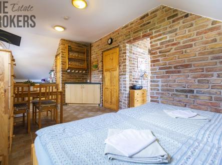 Prodej hotel, 157 m²
