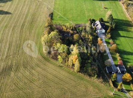 Prodej - pozemek pro bydlení, 1 902 m²