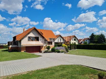 Prodej - dům/vila, 245 m² obrázek