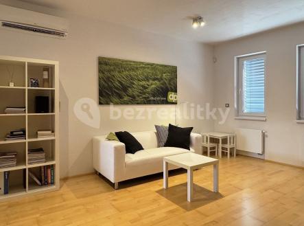 Prodej bytu, 1+kk, 44 m²