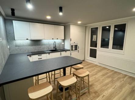 Prodej bytu, 4+kk, 83 m²