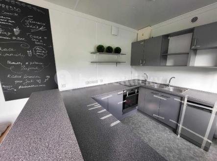 Prodej - komerční objekt, jiný, 27 m²