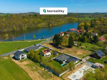 Prodej pozemku pro bydlení, 1 071 m²