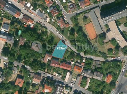 Prodej - pozemek pro bydlení, 739 m²