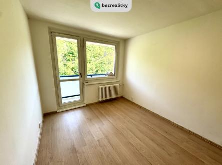 1746203408-afklvobain-img-3654