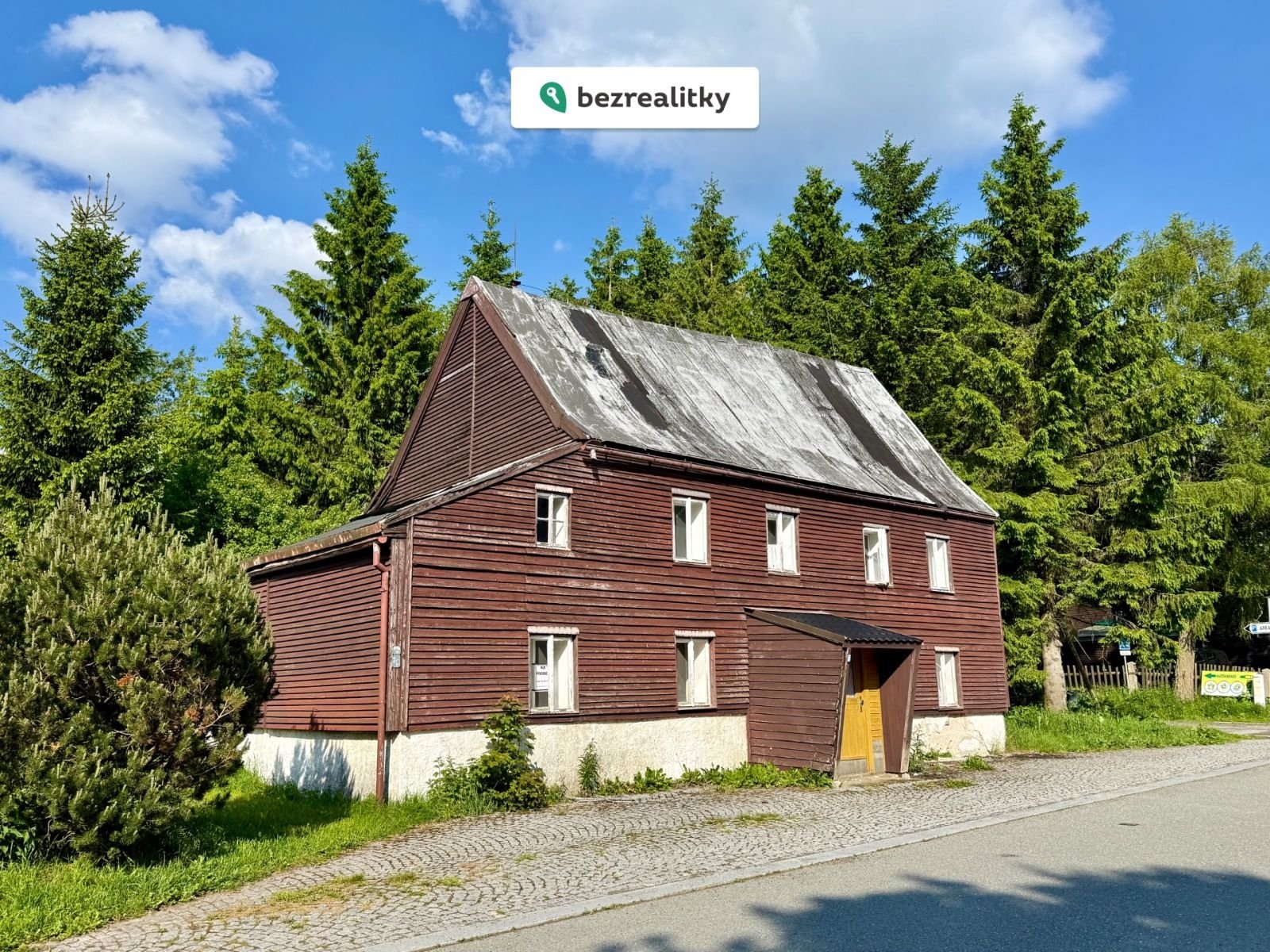 1750263461-mlfwfvnxqw-img-2632