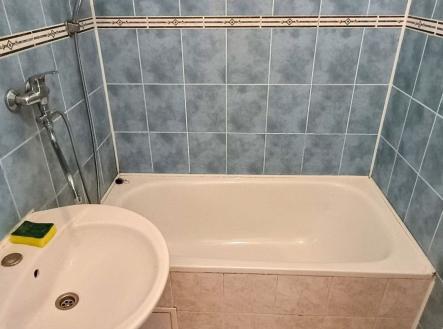 1750322411-uepmqvpbka-img-20250511-144625282-7e2