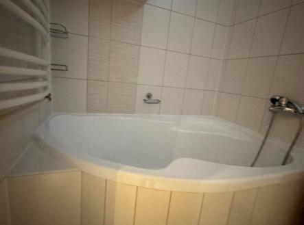 1752822300-ufddayslwk-img-4853