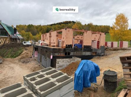 Prodej pozemku pro bydlení, 2 377 m²