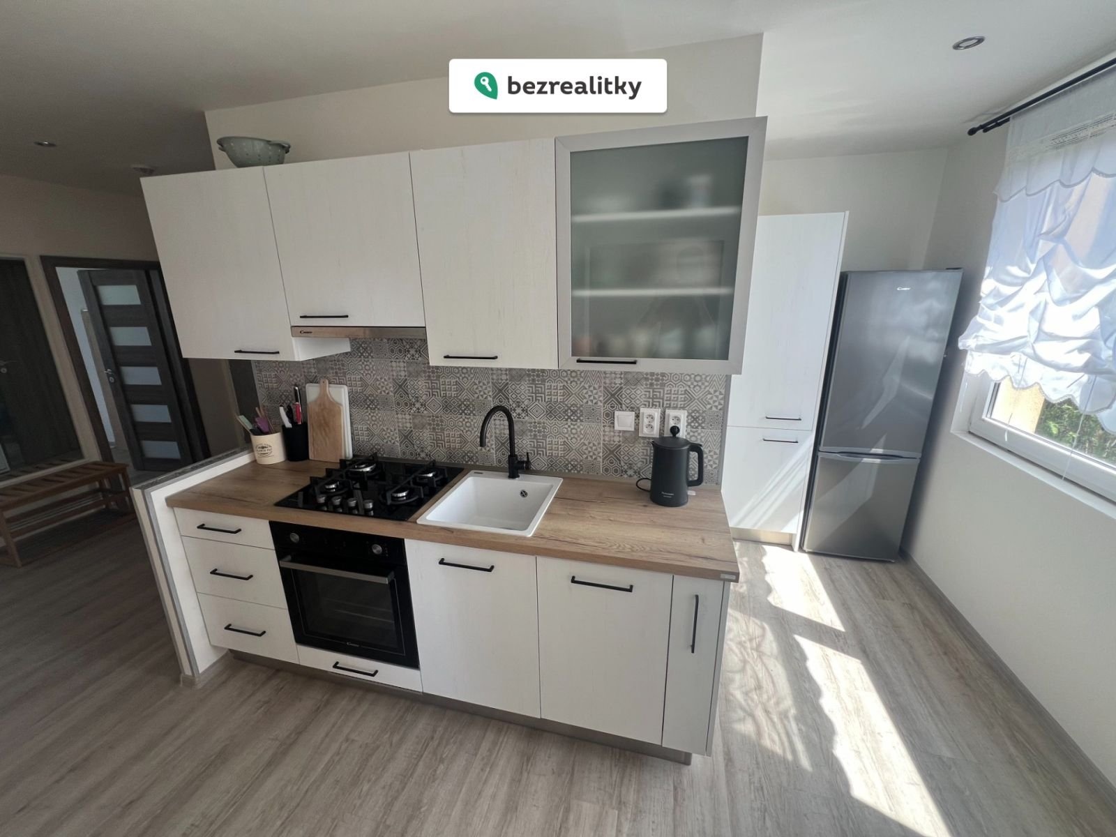 1724610877-vwwsmenrvc-img-9177