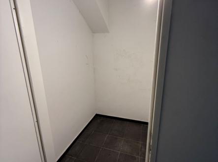 Prodej - komerční objekt, jiný, 2 m²