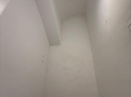 Prodej - komerční objekt, jiný, 2 m²