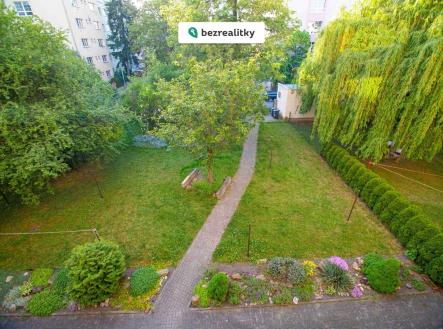 1754423390-djnzixcsce-za-zelenou-liskou-11-34
