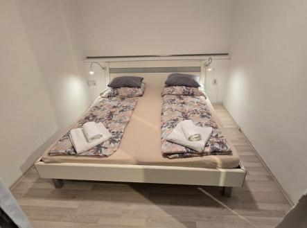 Prodej bytu, 1+kk, 63 m²