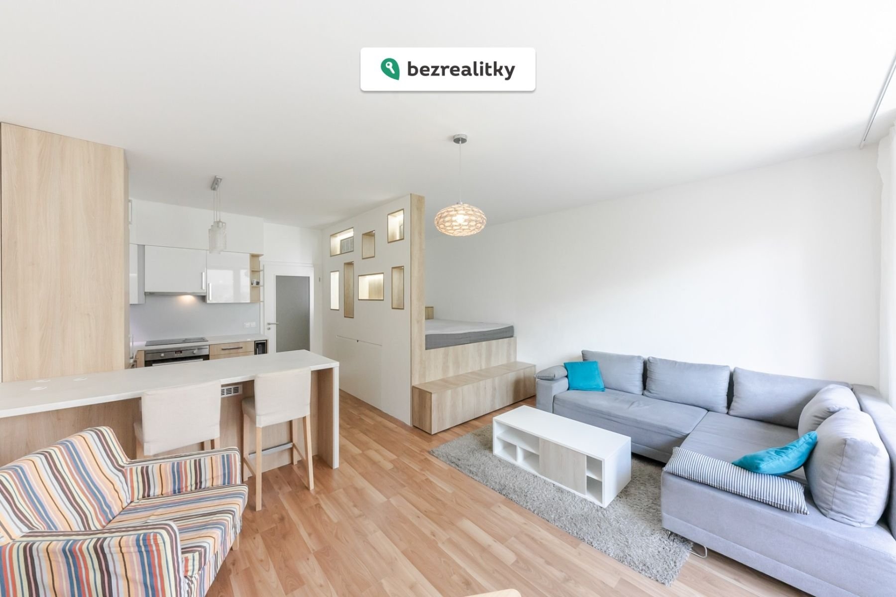 1754633741-mxykzgyezm-dma-1978-hdr