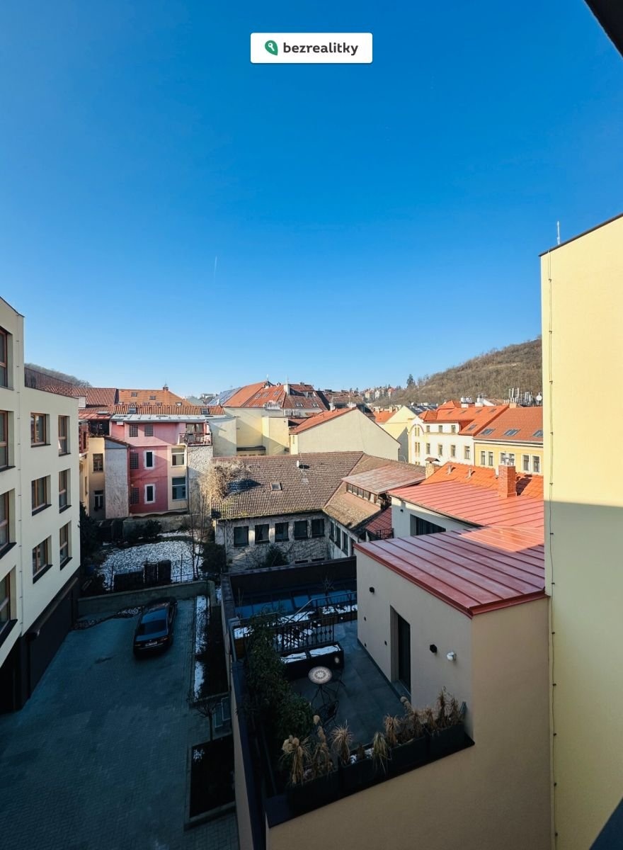 1749458913-lzucrnnqrc-07342b6b-4740-4a77-a8c4-0413163a64c6