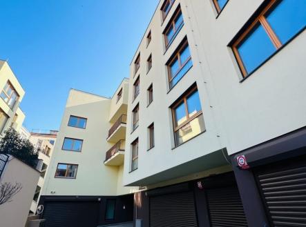 Prodej bytu, 2+kk, 61 m²