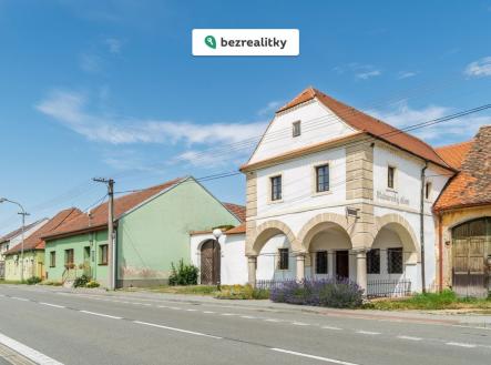 Prodej - dům/vila, 549 m²