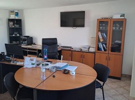 Prodej komerčního objektu, jiný, 360 m²