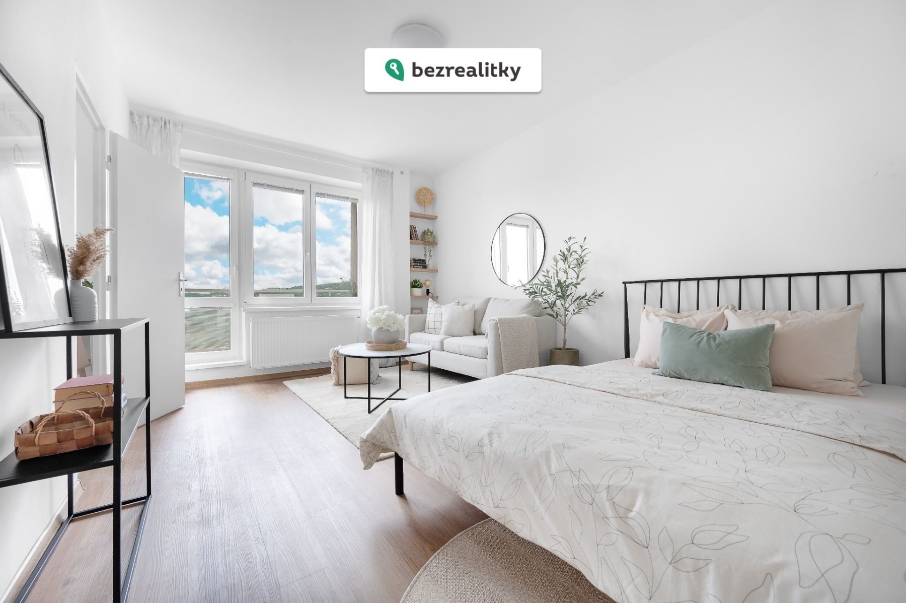 1755594734-jwoebtlsqh-dsc-5550