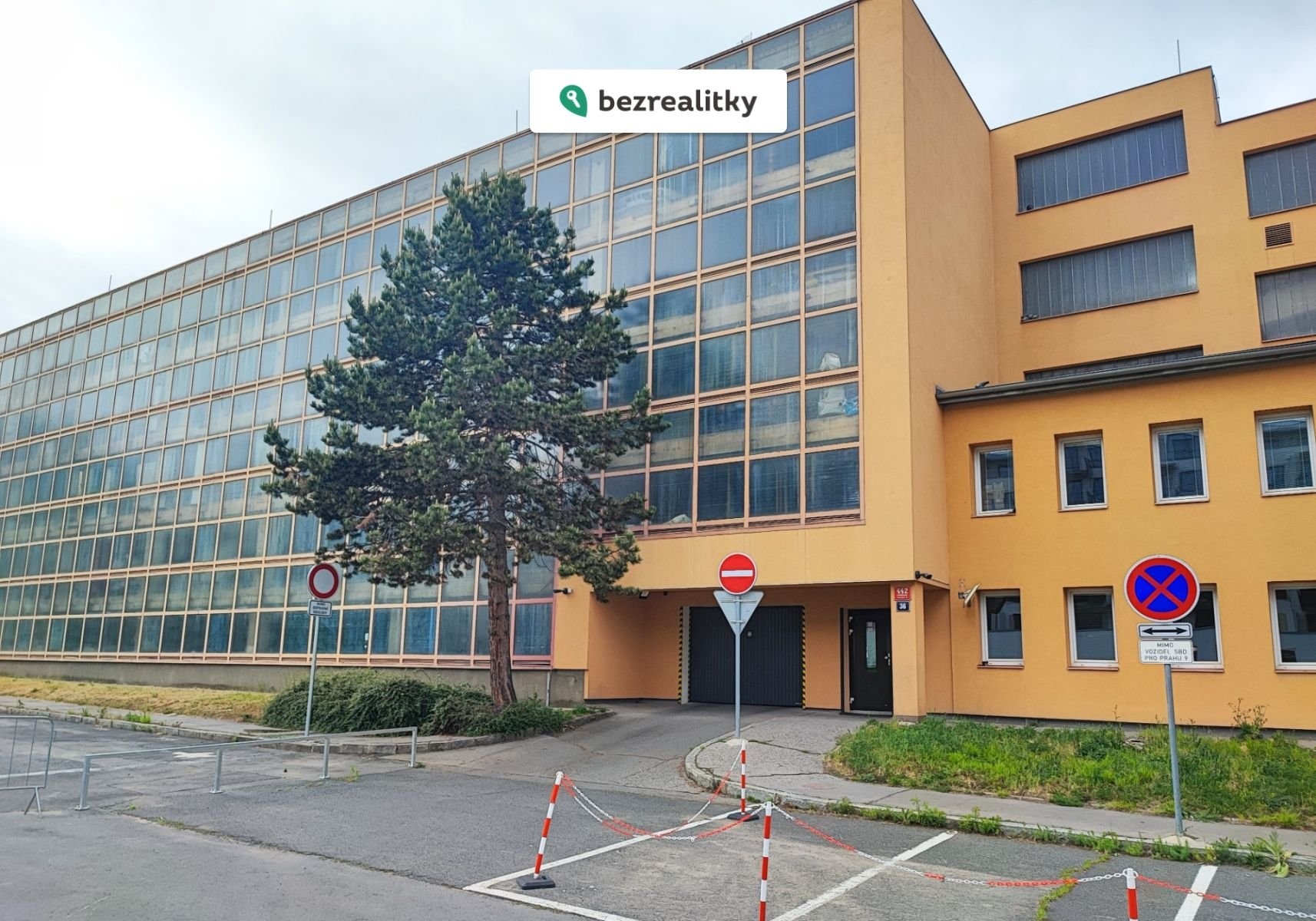 1751375039-cmluhkutmy-img-20250519-181110