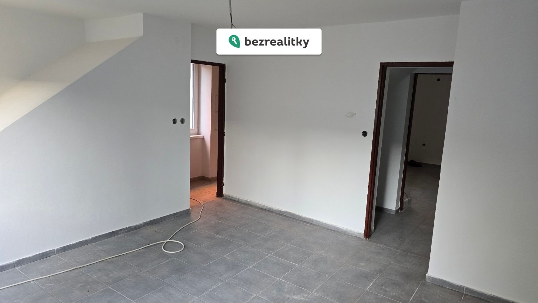 1756910215-nfzpiuvunb-05-prvn-c3-ad-patro-m-c3-adstnost-1