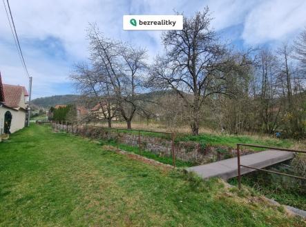 Prodej pozemku pro bydlení, 713 m² obrázek