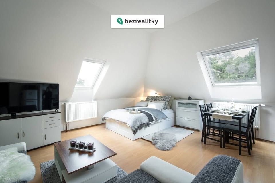 1757089096-oquiiyeuow-491472169-10232785717844386-346616303147230587-n