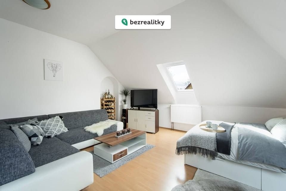 1757089096-vzotynhzdo-491798875-10232785721564479-1623306402191708032-n