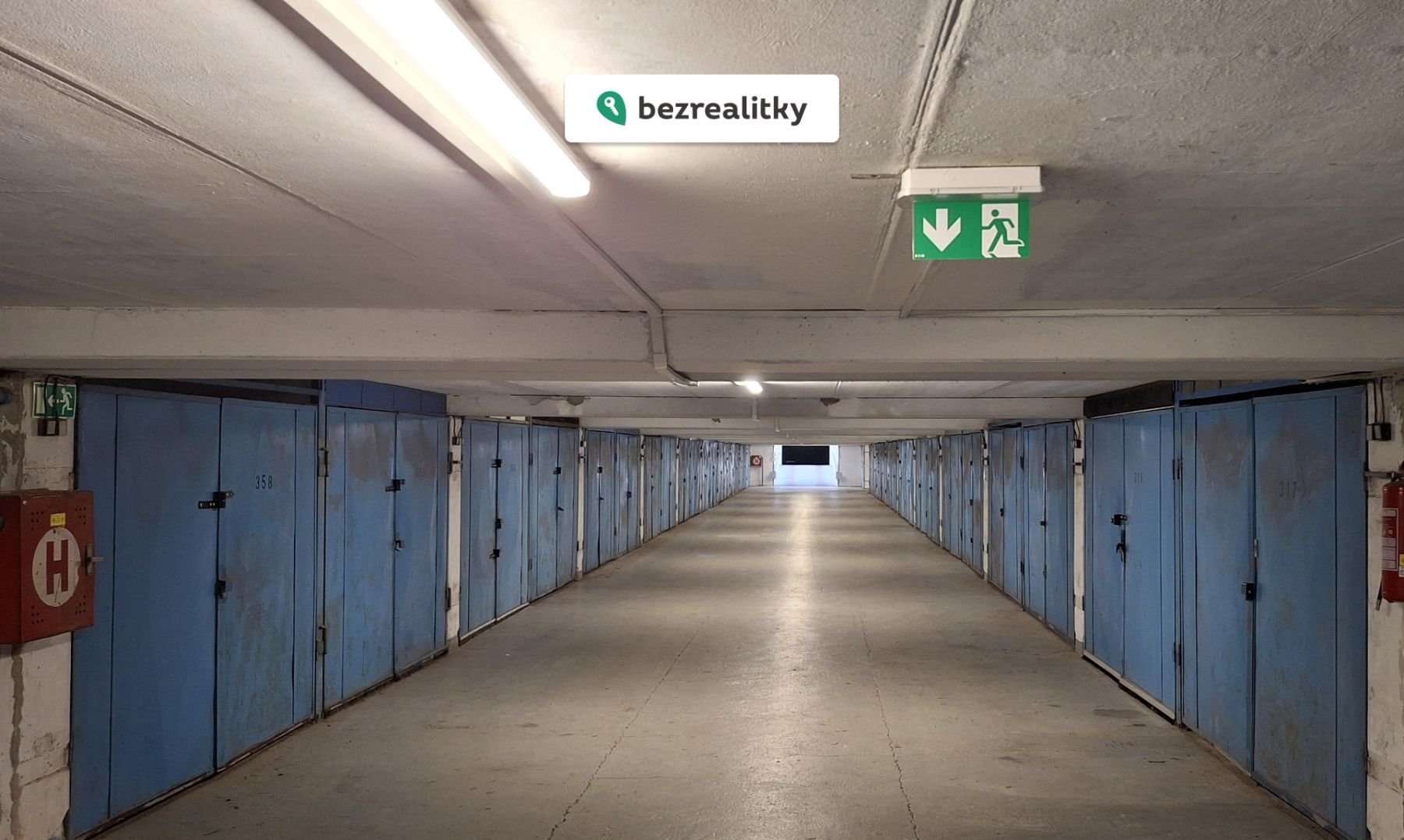 1757163880-ikyjicnftf-chodba