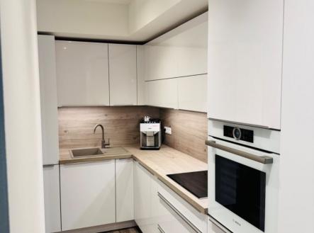 Prodej bytu, 3+kk, 70 m²