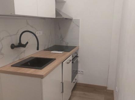 Prodej bytu, 1+1, 44 m²