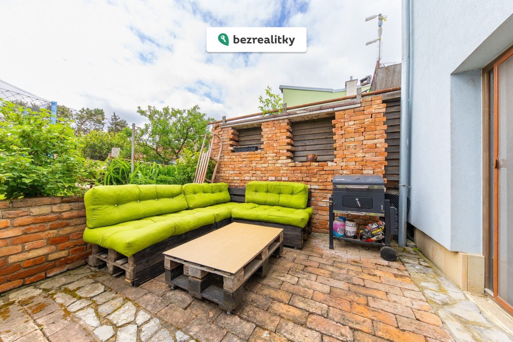 1757944356-rykzzcaakj-5