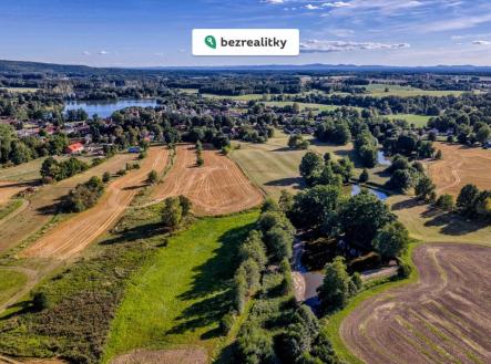 Prodej pozemku pro bydlení, 2 102 m²