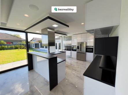 Prodej domu/vily, 280 m²