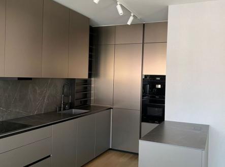Prodej bytu, 3+kk, 96 m²