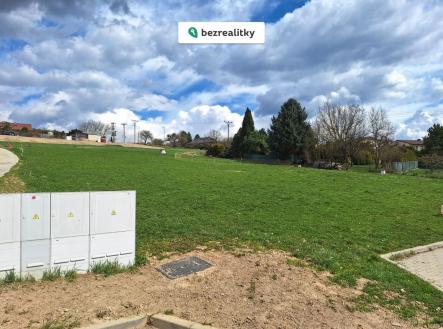 Prodej pozemku pro bydlení, 1 696 m²