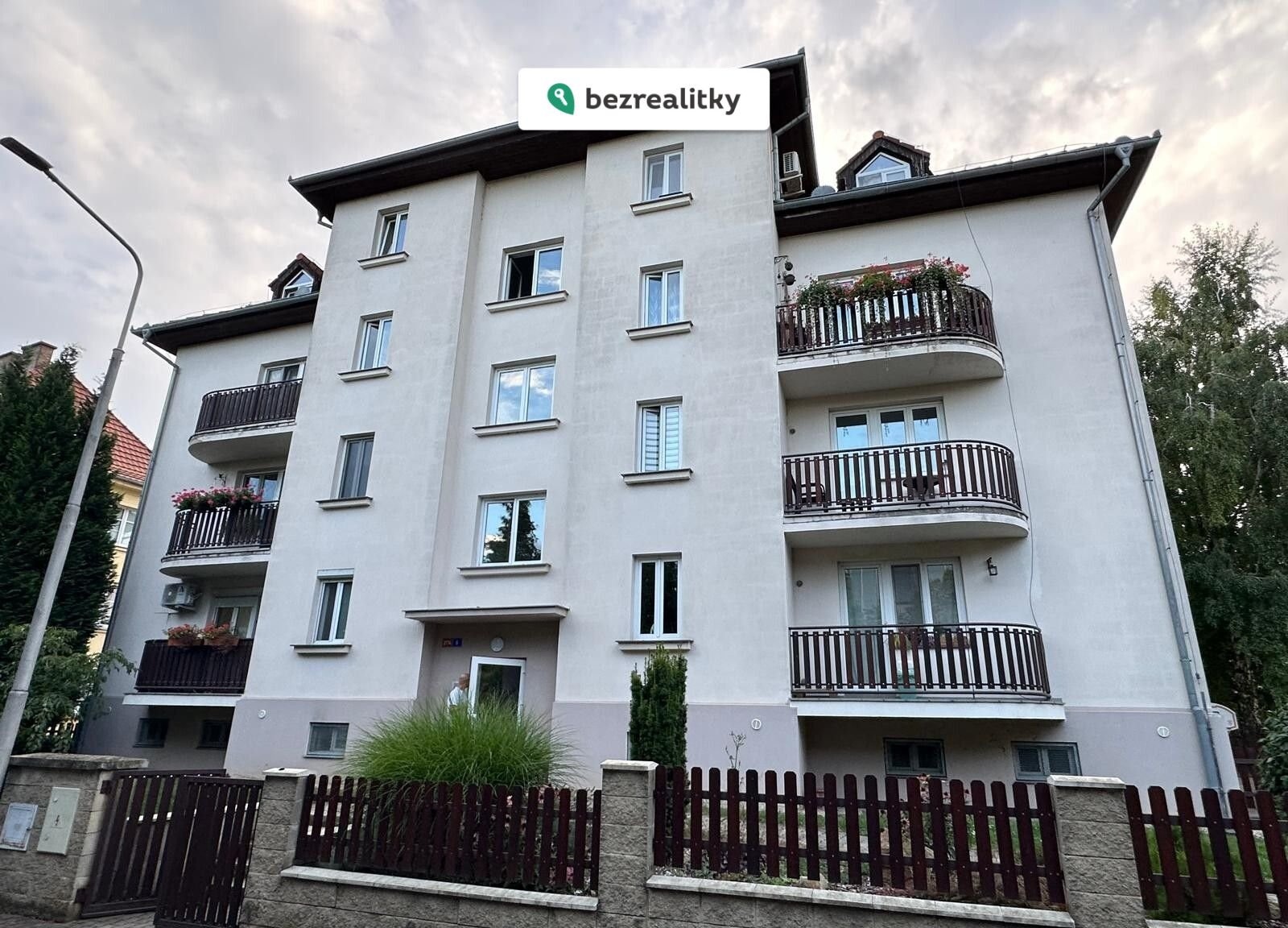 1760294771-aesidkgqpq-6e6928bc-061d-4e54-8311-42f0069943eb