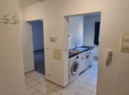 1757309930-mndgyybroj-20250905-084309